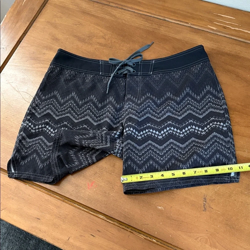 Prana Charcoal Grey Women’s Swim Shorts Size Medium